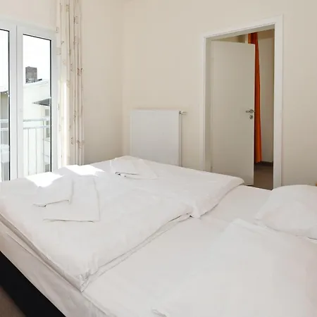 Apartament Strandnahe-ferienwohnung-8-villa-celia-sellin-fuer-6-personen-mit-wlan-sauna-insel-ruegen Sellin (Rugen)