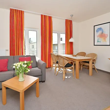 Strandnahe-ferienwohnung-8-villa-celia-sellin-fuer-6-personen-mit-wlan-sauna-insel-ruegen * Sellin (Rugen)