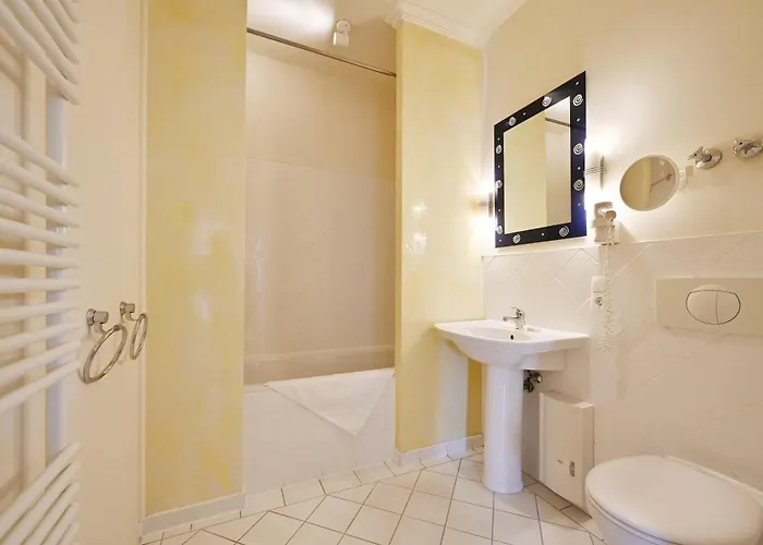 Strandnahe-ferienwohnung-8-villa-celia-sellin-fuer-6-personen-mit-wlan-sauna-insel-ruegen Sellin (Rugen)